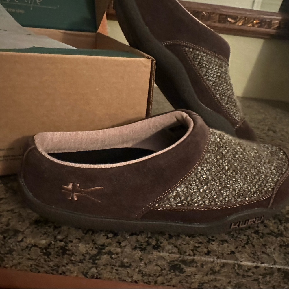 Kuru/Draft 2 men’s 10.5 leather trim shoe slippers - Picture 3 of 11